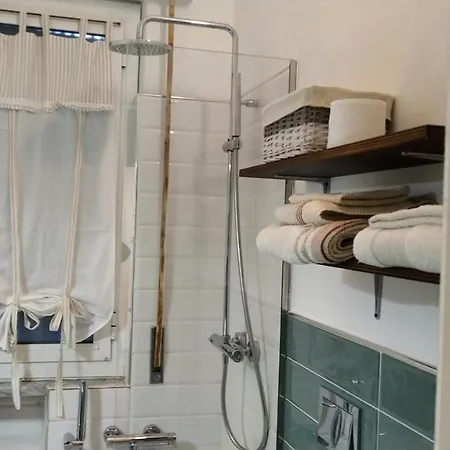 La Tua Casa In Centro Apartment *